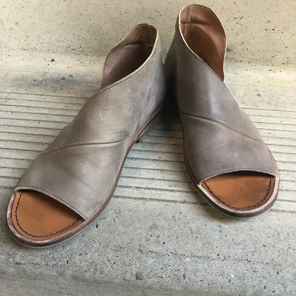 Free People Mont Blanc dove grey sandals - Picture 1 of 8